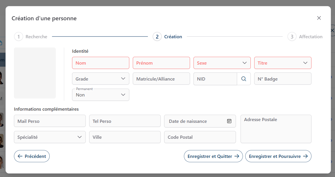 Création d'une personne avec ou sans les informations collectées